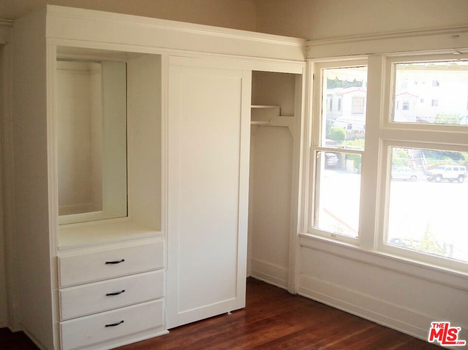 Properties 4 577 N Boylston Street