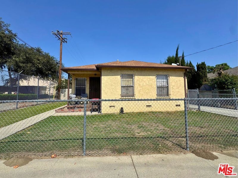 315 E Elm Street