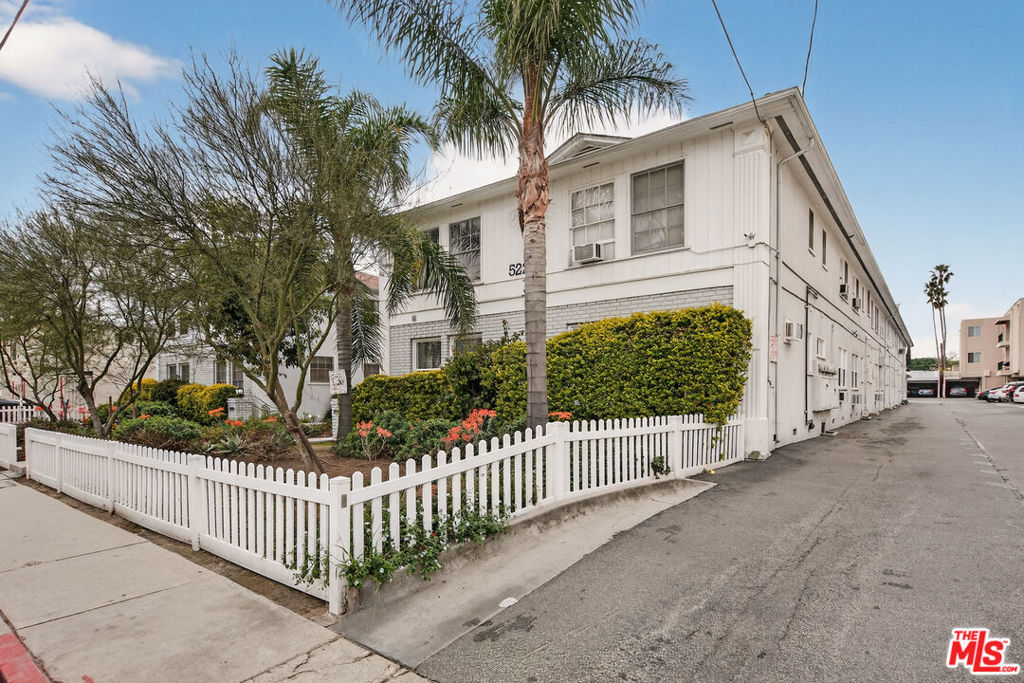 5227 Corteen Place