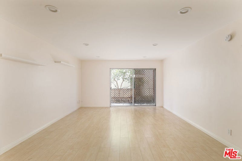 5460 White Oak Avenue K103