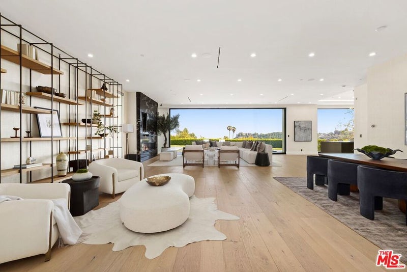 1754 Clear View Drive