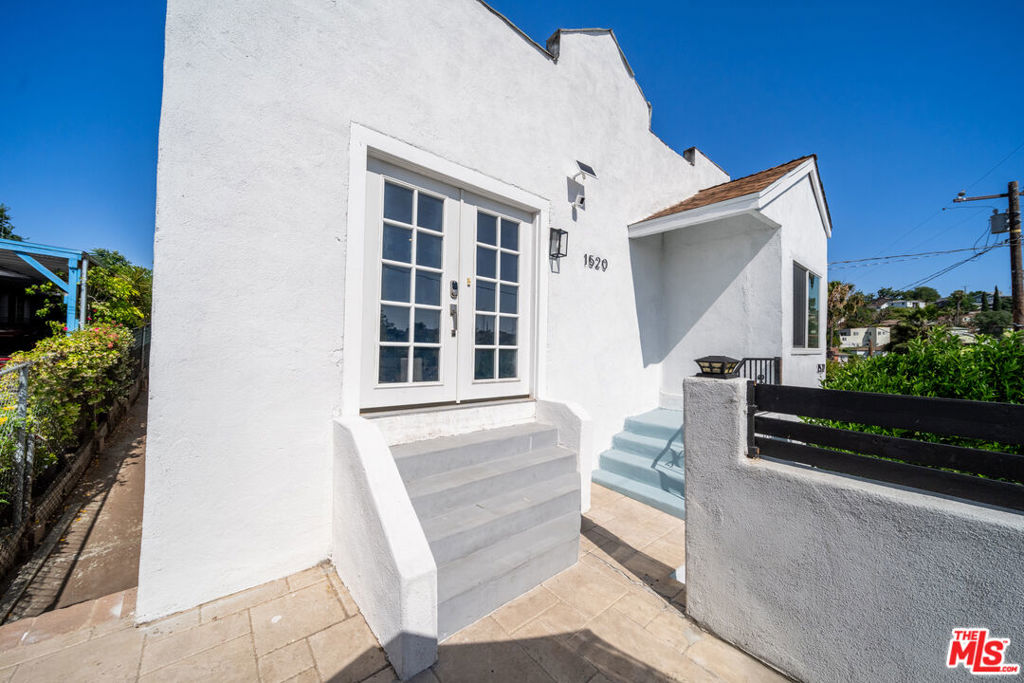Properties 2 1520 Helen Drive 1520