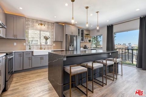 1115 S Elm Drive 401 Los Angeles CA 90035