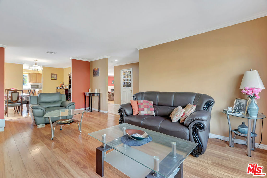 448 W 64th Street