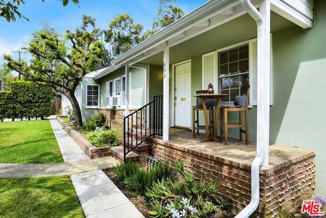 650 LORNA Lane