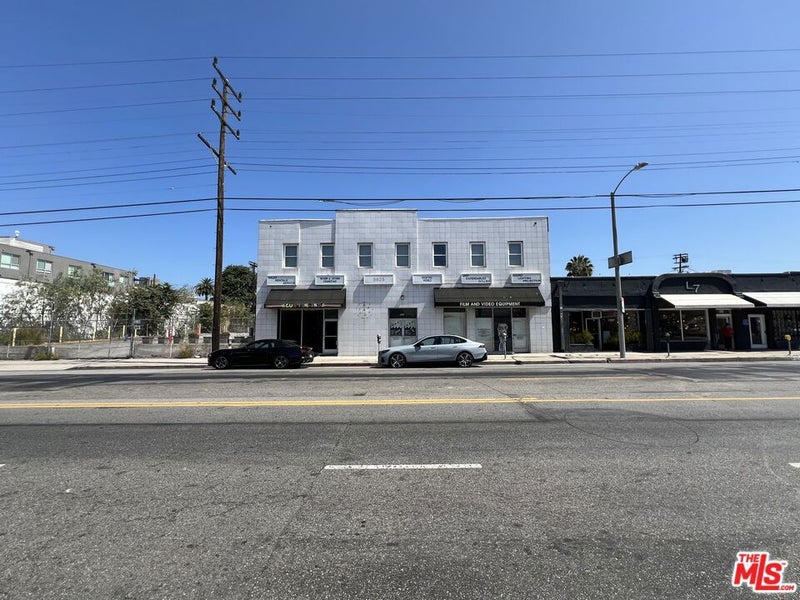 5625 Melrose Avenue