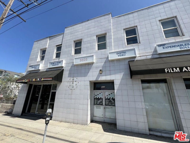 5625 Melrose Avenue