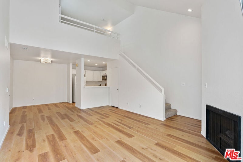 438 E Spruce Avenue 141