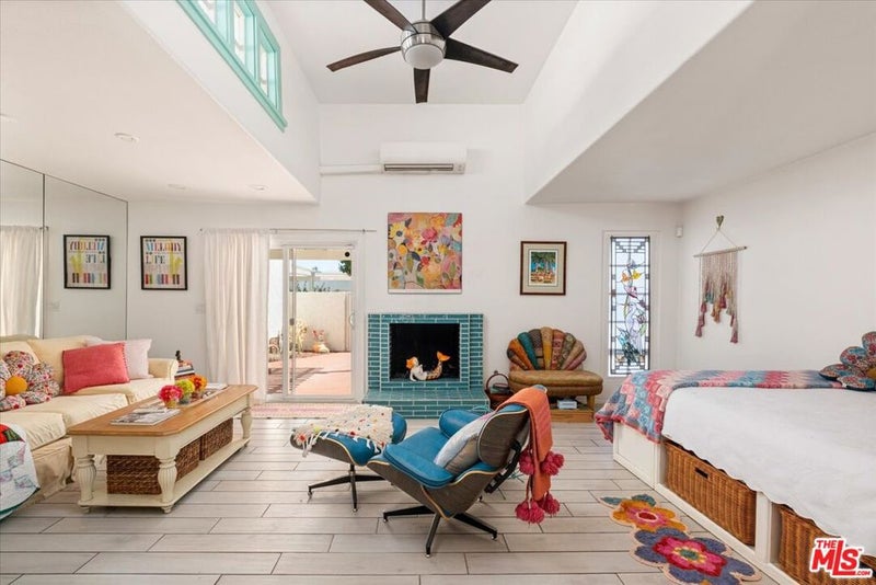 1527 Spyglass Plaza