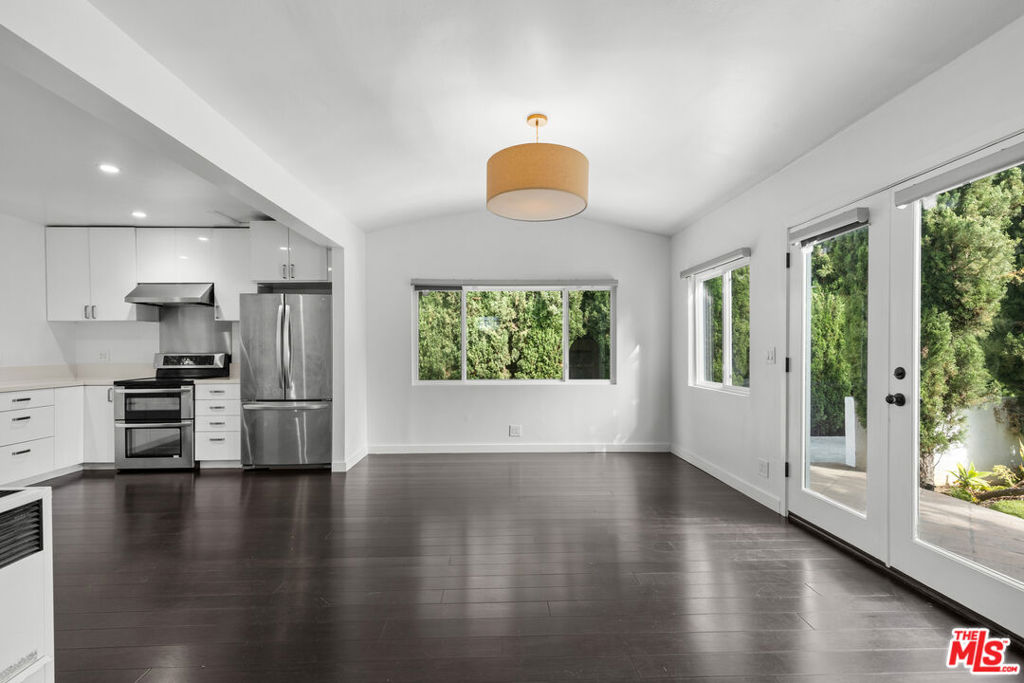 Properties 3 1434 24th Street