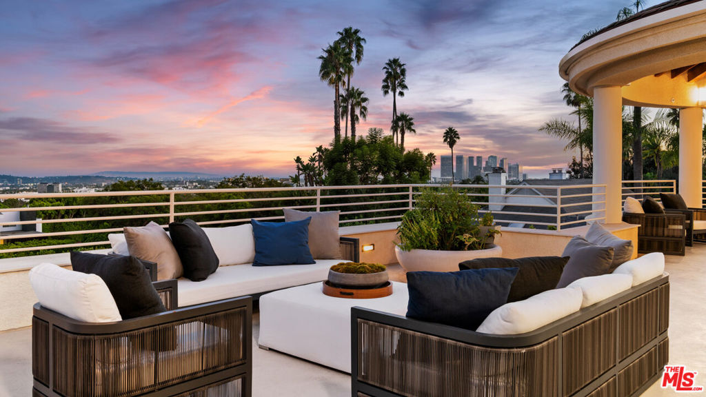 816 Monte Leon Drive