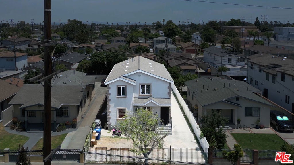 9128 Menlo Avenue -