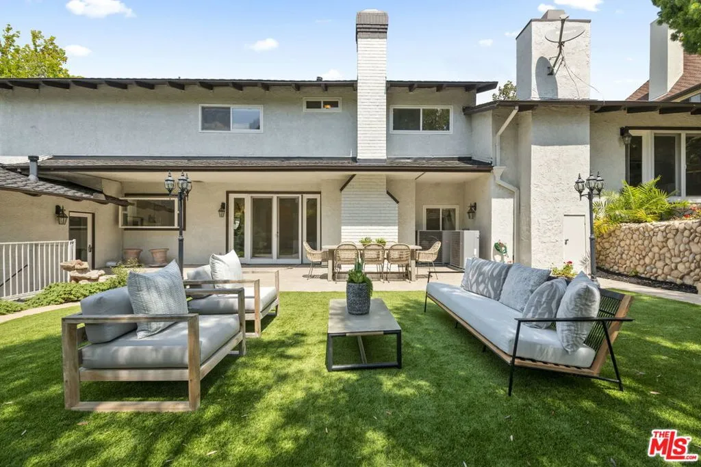 Los Angeles, California 90024, United States, 5 Bedrooms Bedrooms, ,4 BathroomsBathrooms,Residential,Active,173963