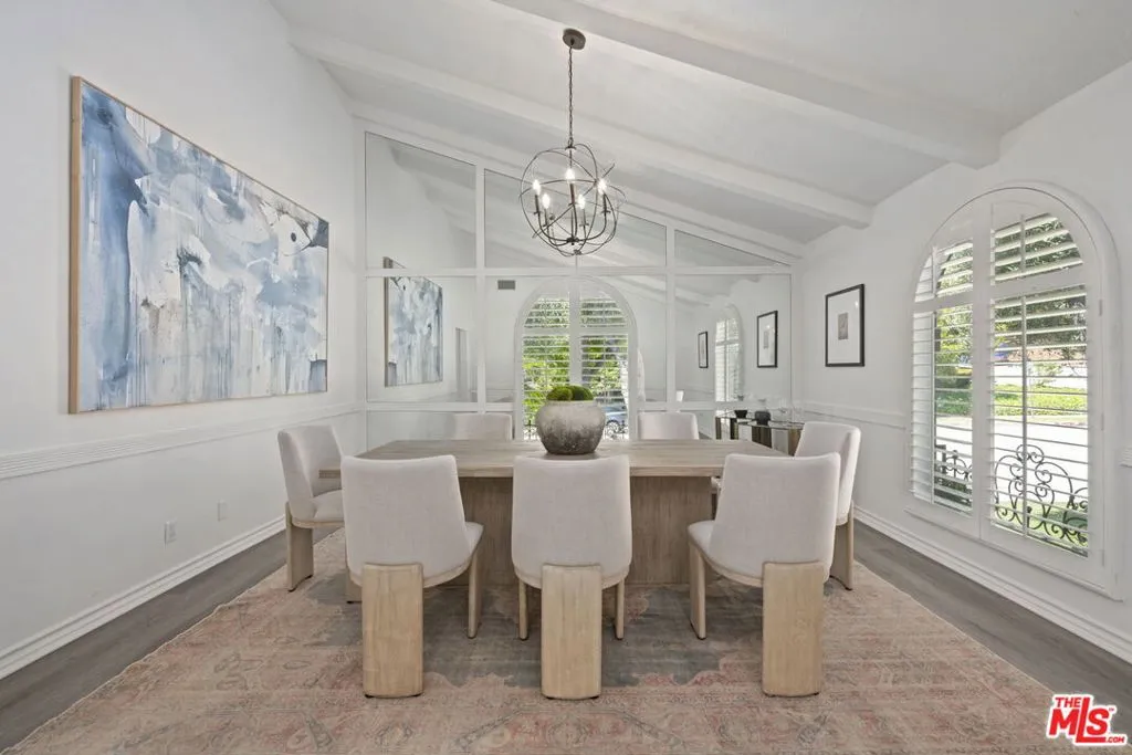 Los Angeles, California 90024, United States, 5 Bedrooms Bedrooms, ,4 BathroomsBathrooms,Residential,Active,173963