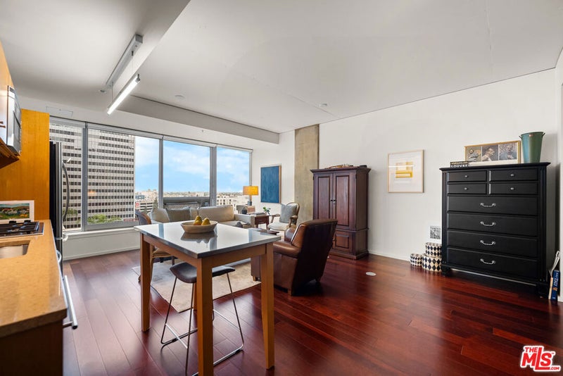 1155 S Grand Avenue 1111