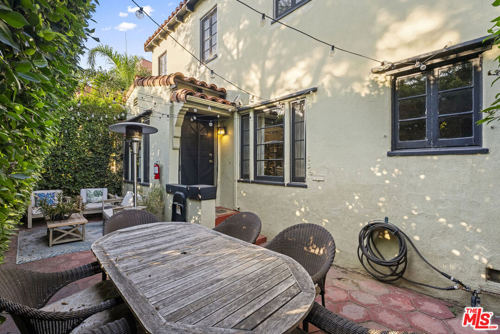 836 Hilldale Avenue