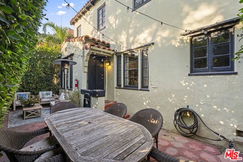 836 Hilldale Avenue