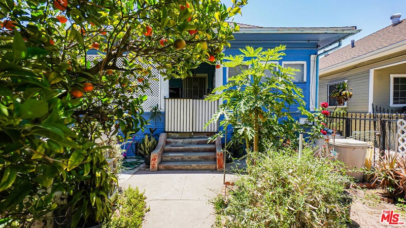 2120 Mozart Street