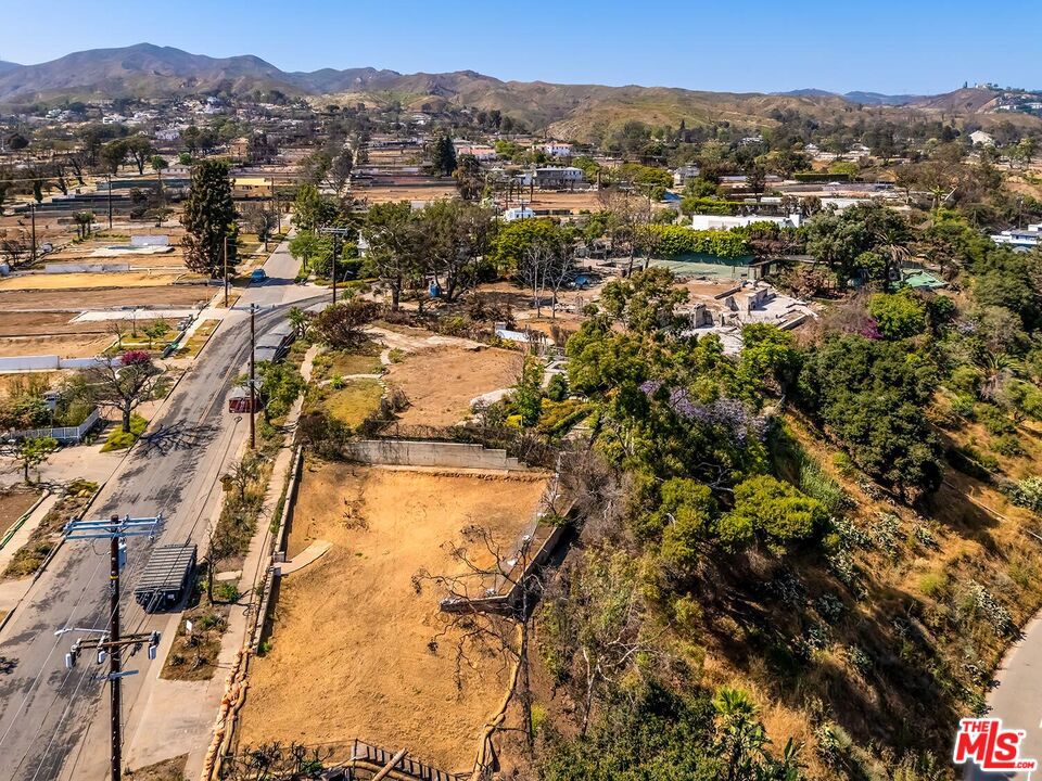 824 Chautauqua Boulevard