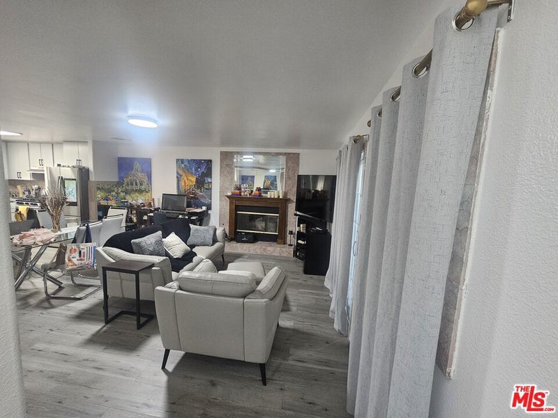 4922 W 104th Street