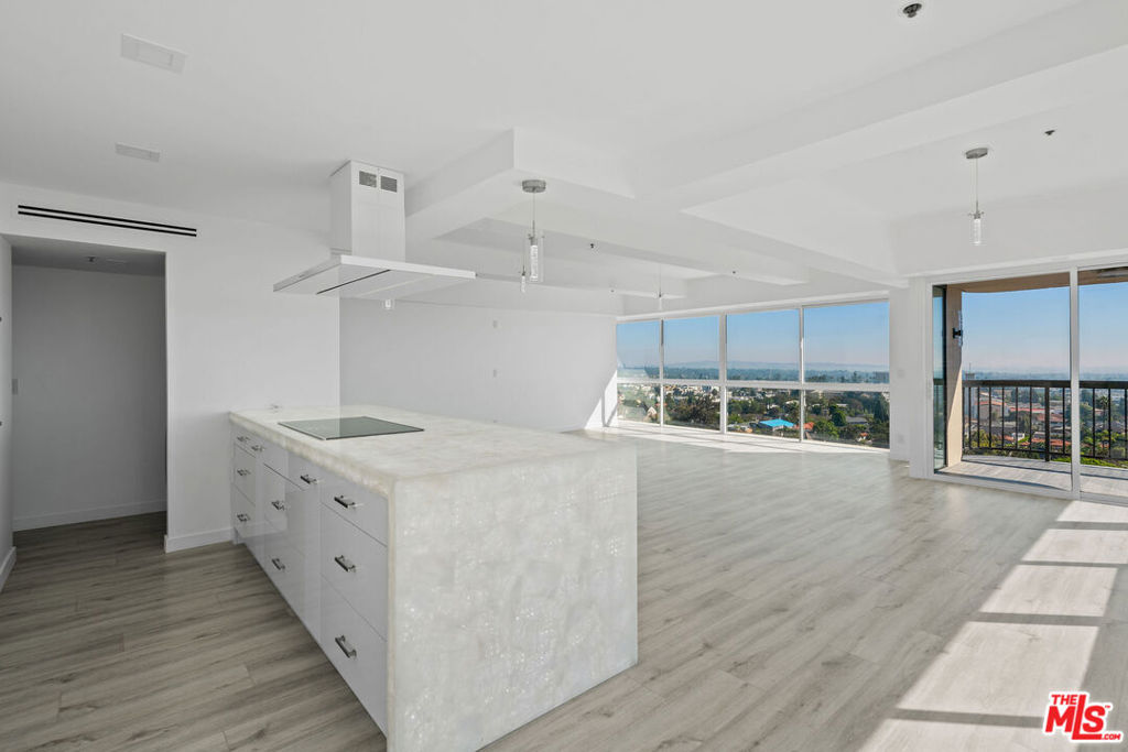 10790 Wilshire Boulevard 806