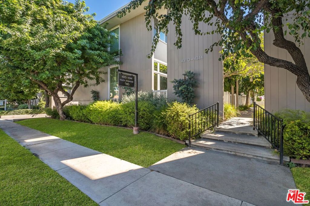 4314 W Kling Street 23