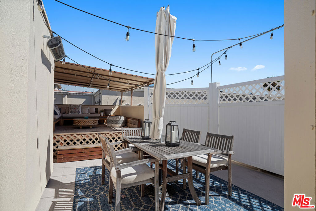435 Arnaz Drive 304
