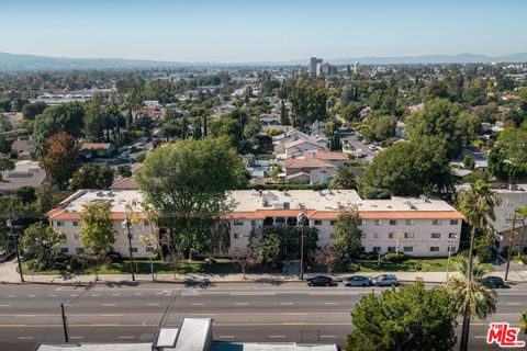 6121 Woodman Avenue Van Nuys CA 91401