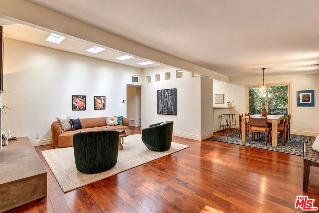8513 Walnut Drive