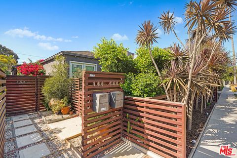 750 Vernon Avenue Venice CA 90291