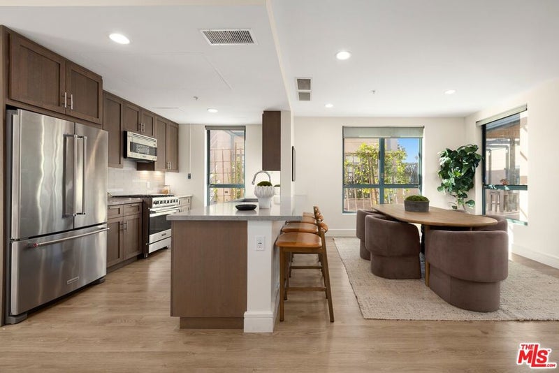 2300 Wilshire Boulevard 217