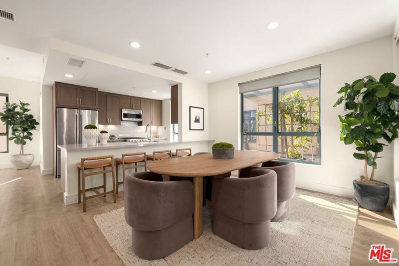 2300 Wilshire Boulevard 217