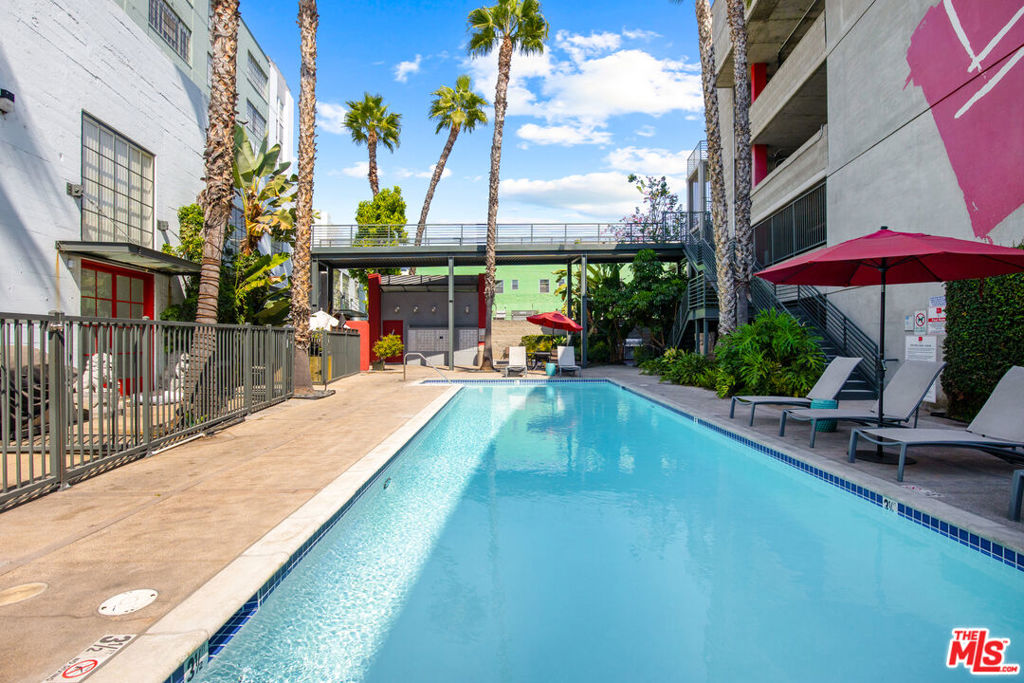 420 S San Pedro Street 628