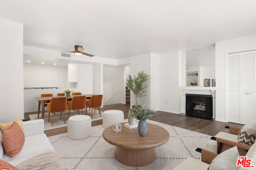 14500 Van Nuys Boulevard 33