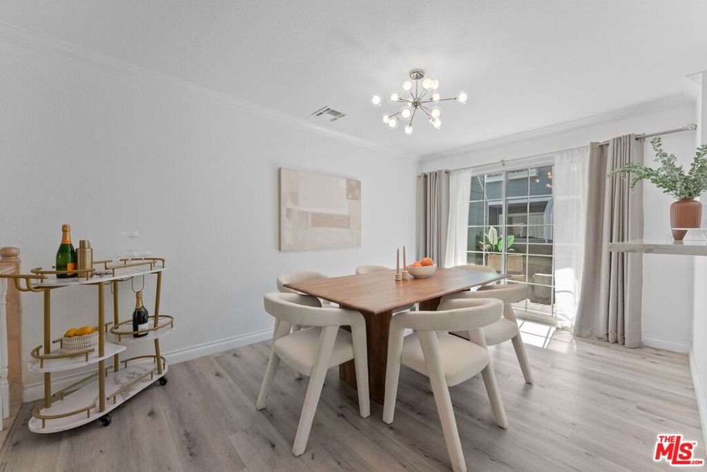 1830 Stoner Avenue 4