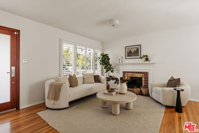 6444 W 87th Street