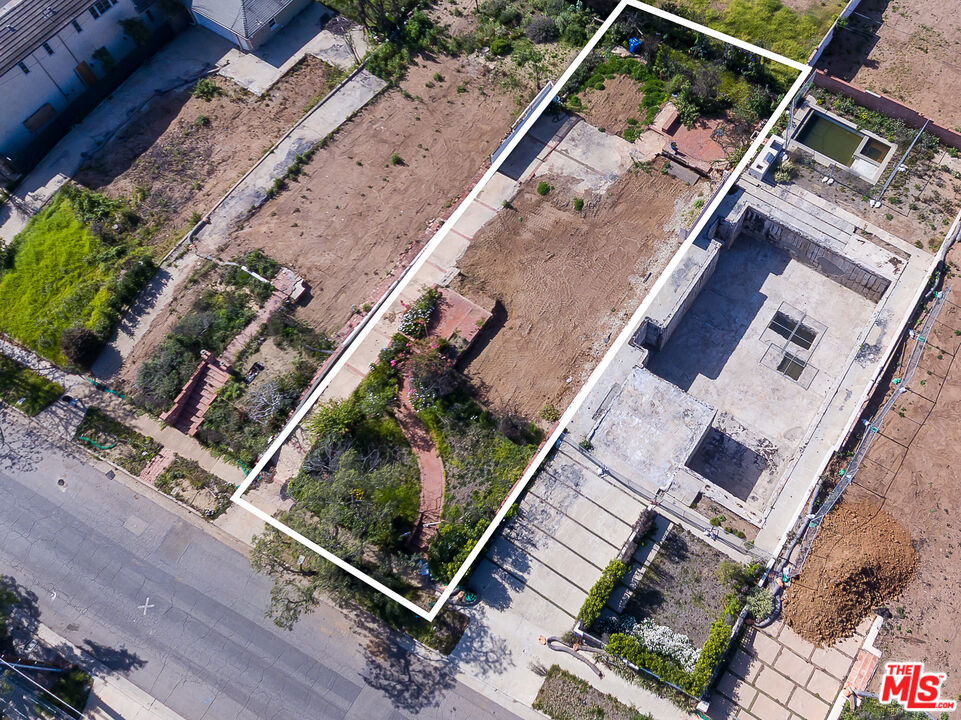 1041 Chautauqua Boulevard