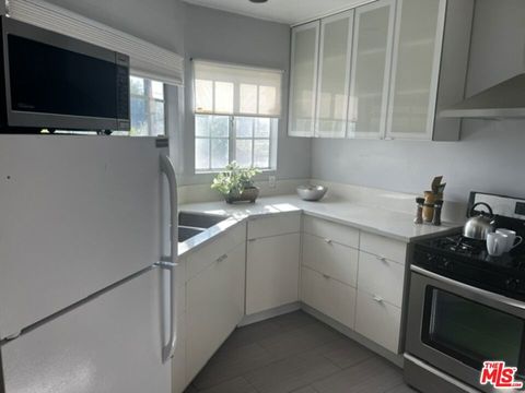 1770 Hauser Boulevard Los Angeles CA 90019
