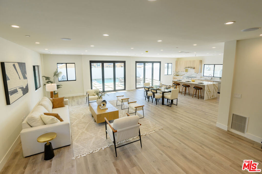 14254 Mccormick Street