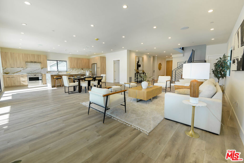 14254 Mccormick Street