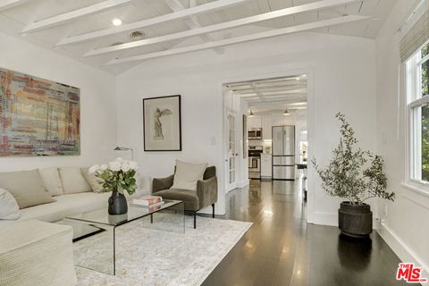 5143 La Vista Court Los Angeles CA 90004
