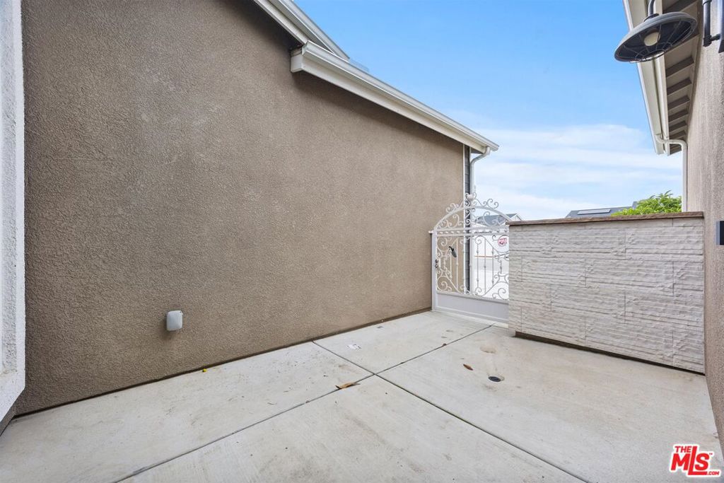 9223 Manor Glen Lane