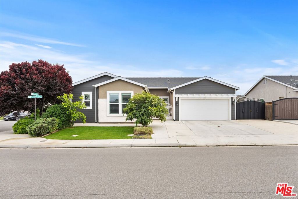 9223 Manor Glen Lane