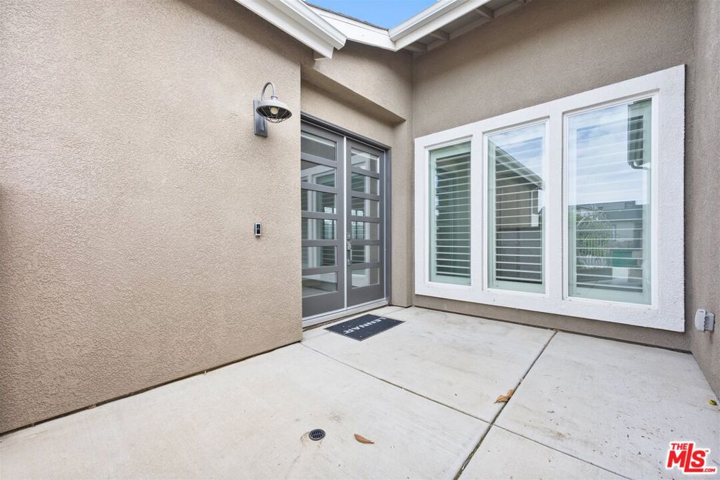 9223 Manor Glen Lane