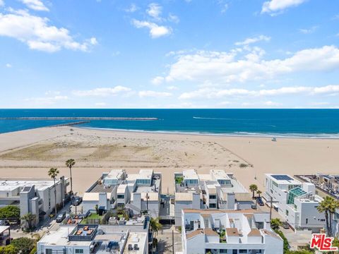 5205 Ocean Front Walk 201 Marina Del Rey CA 90292