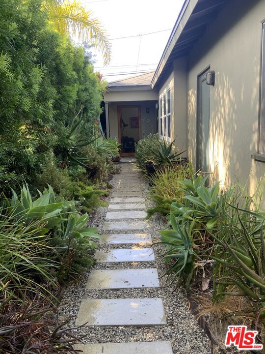 320 Grand Boulevard
