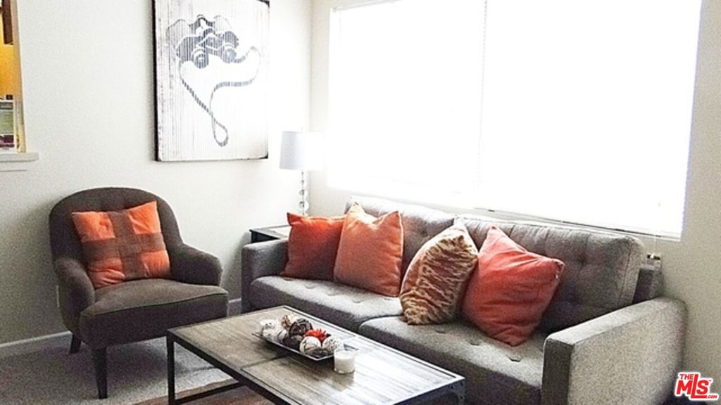 345 S Alexandria Avenue 307