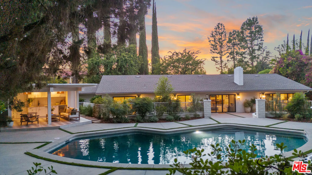 20524 Vista De Oro Place