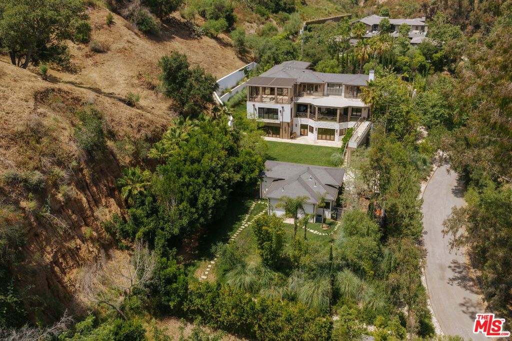1105 Rivas Canyon Road