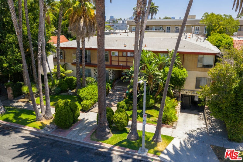 720 S Plymouth Boulevard